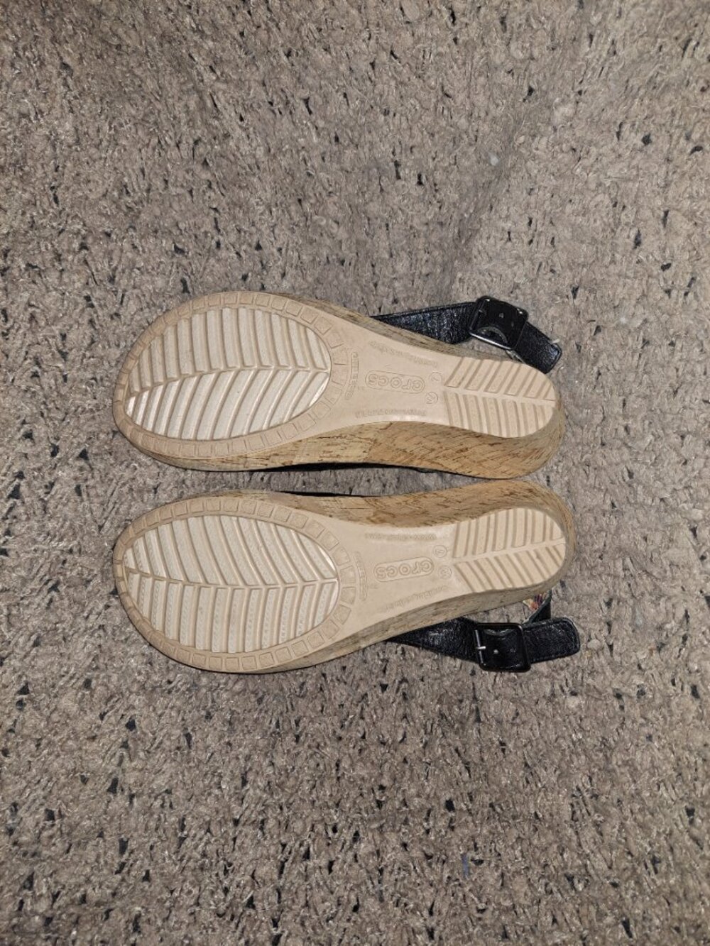 CROCS-A-Leigh Black Leather Slingback Cork Wedge Sandals-Size 7-Excellent - Picture 8 of 8